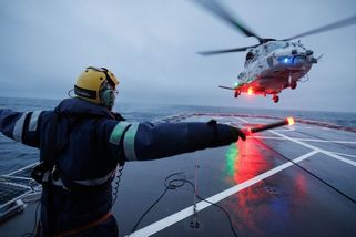 Švédsko: Rusové posilují v Baltském moři ochranu stínové flotily - Seznam Zprávy